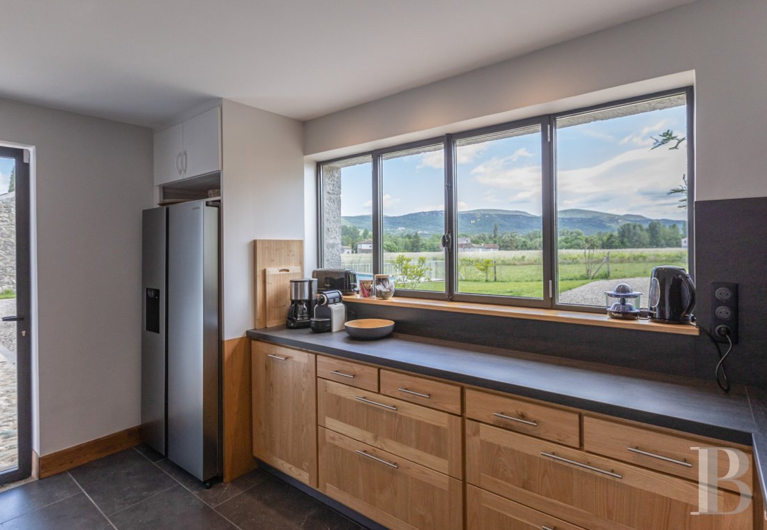 En Ardèche, à Saint-Alban-Auriolles, une ancienne ferme du 17e siècle à l’ombre d’un château - photo  n°6